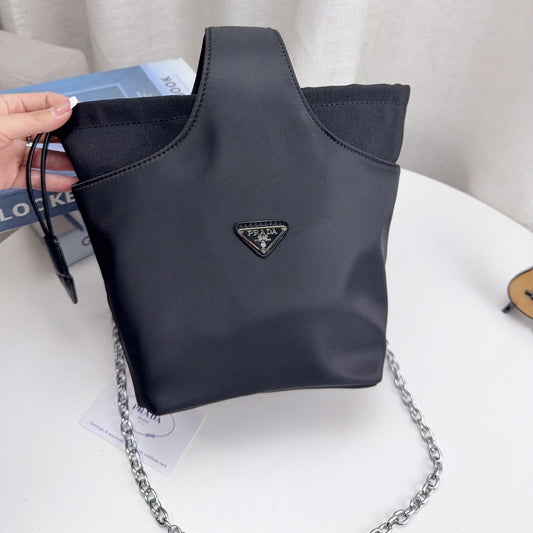 DRAWSTRING BUCKET BAG 20 IN BLACK RE-NYLON SILVER CHAIN
