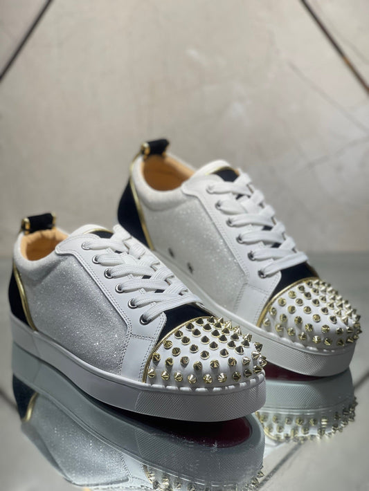 Sneakers & Shoes