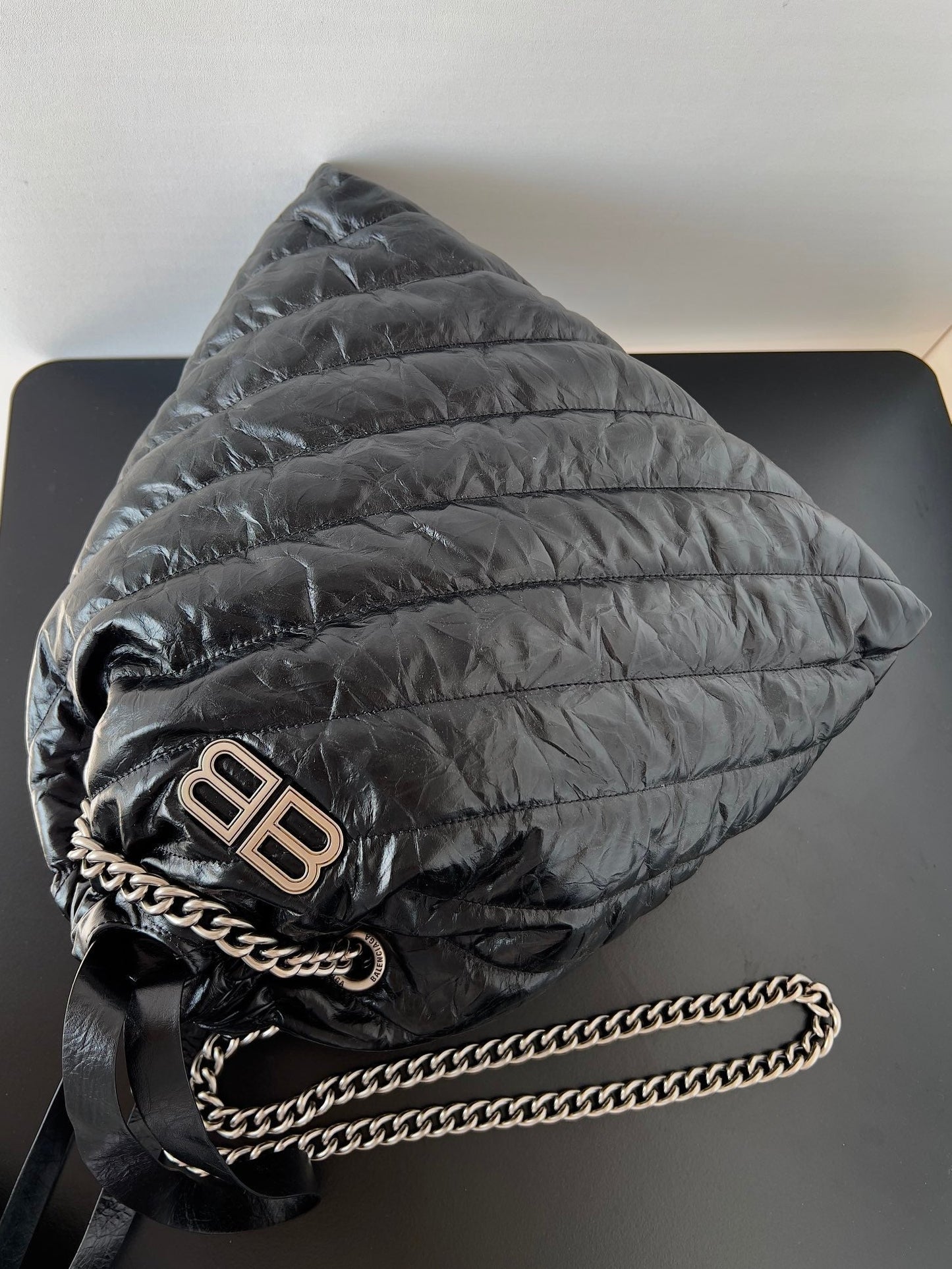 CRUSH LARGE TOTE BAG 46 IN BLACK QUILTED CALFSKIN SILVER HARDWARE