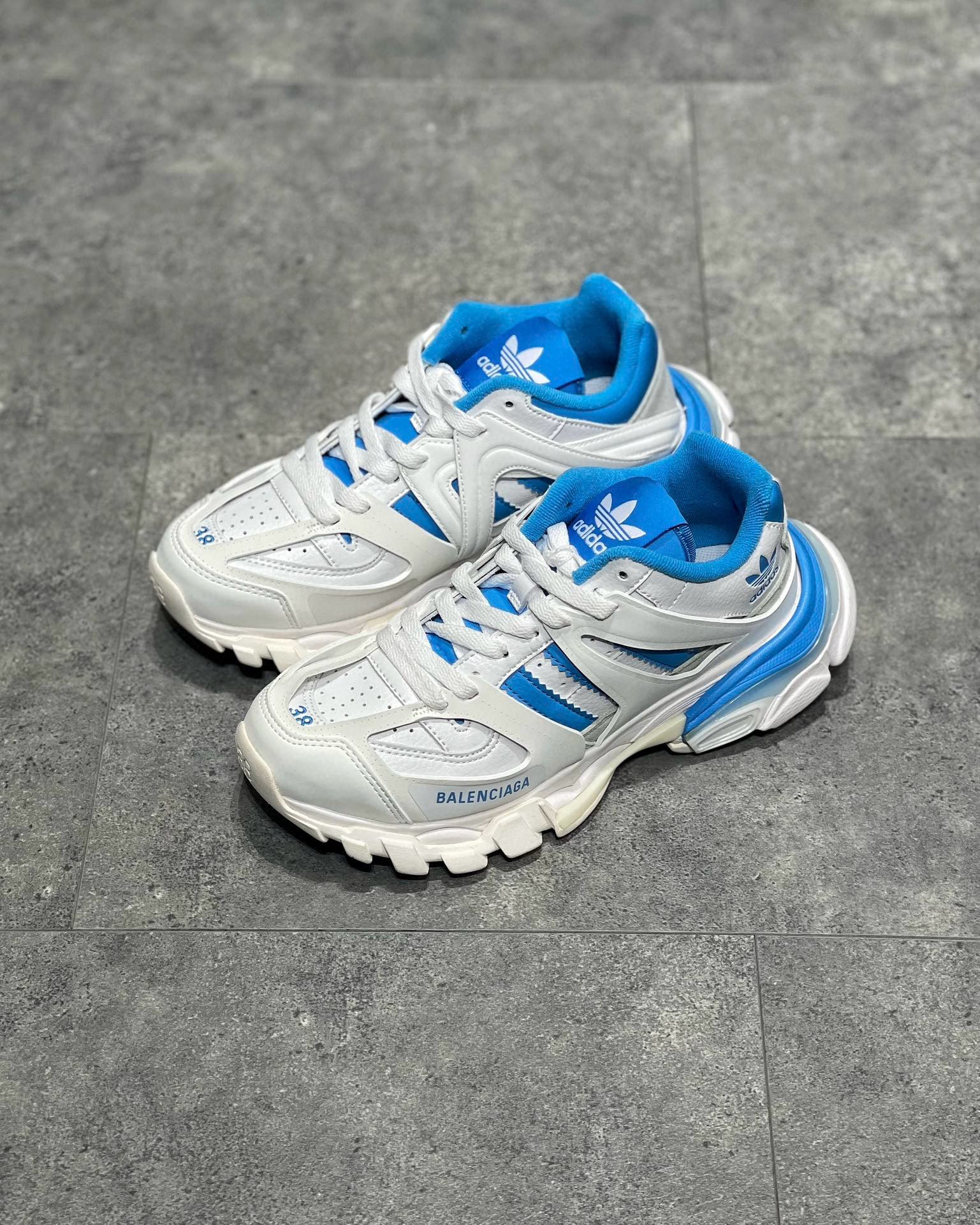 BLCG Sneakers
