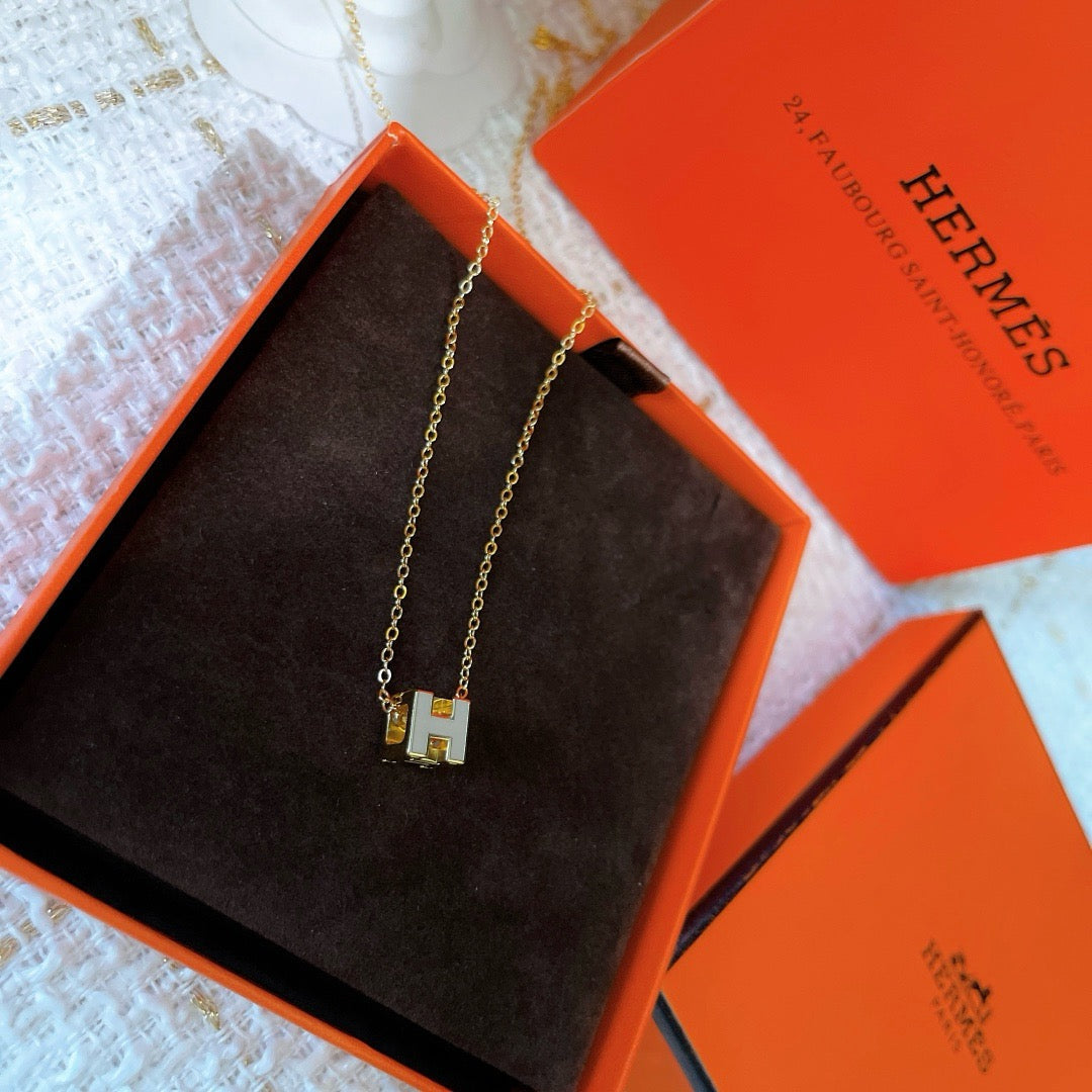 HERM Necklace