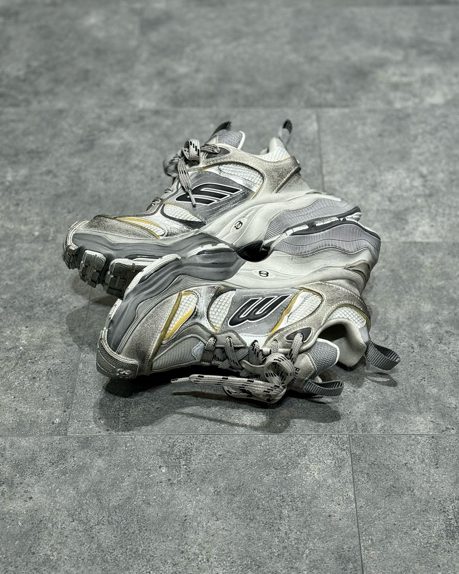 BLCG Sneakers