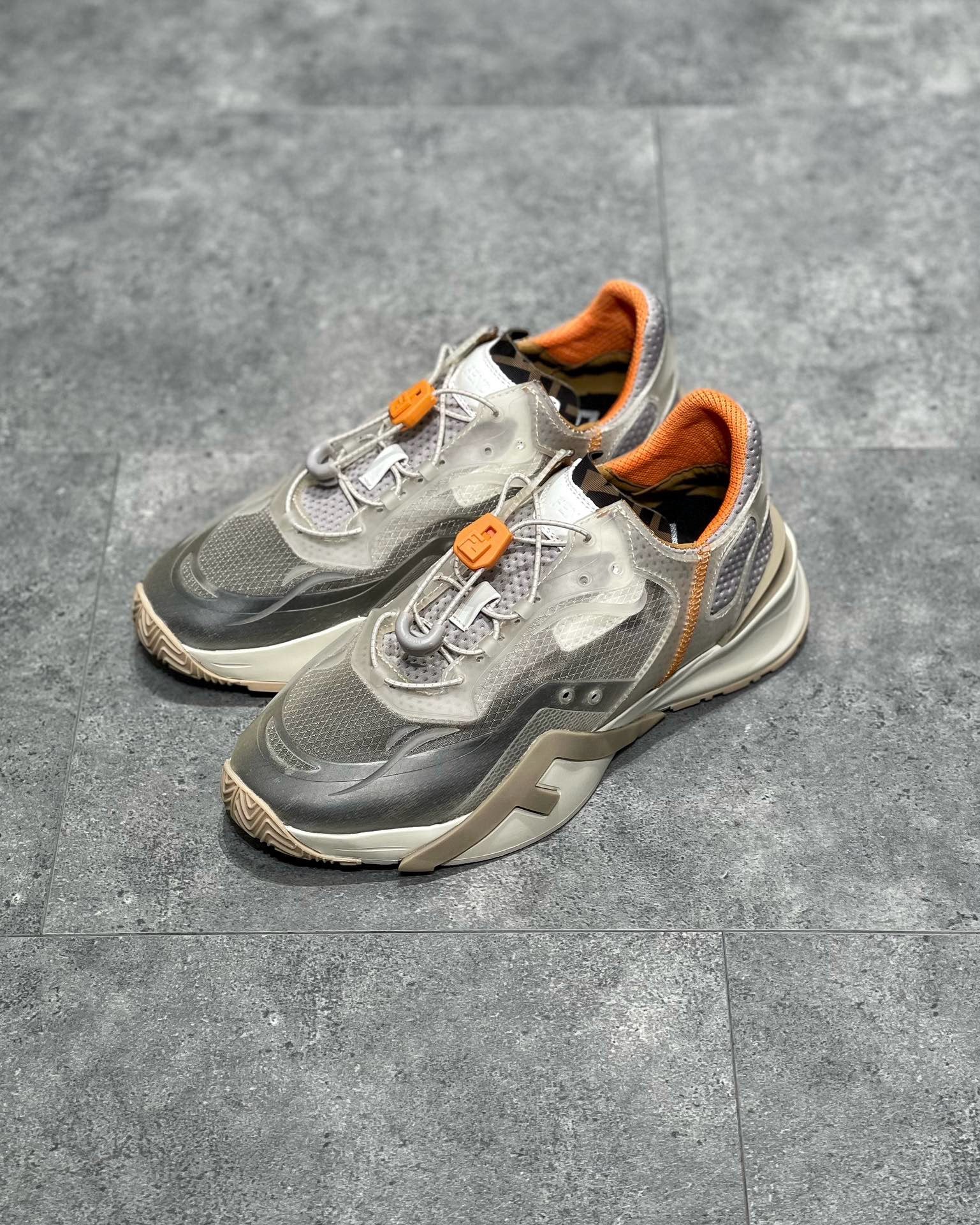 FEN Sneakers