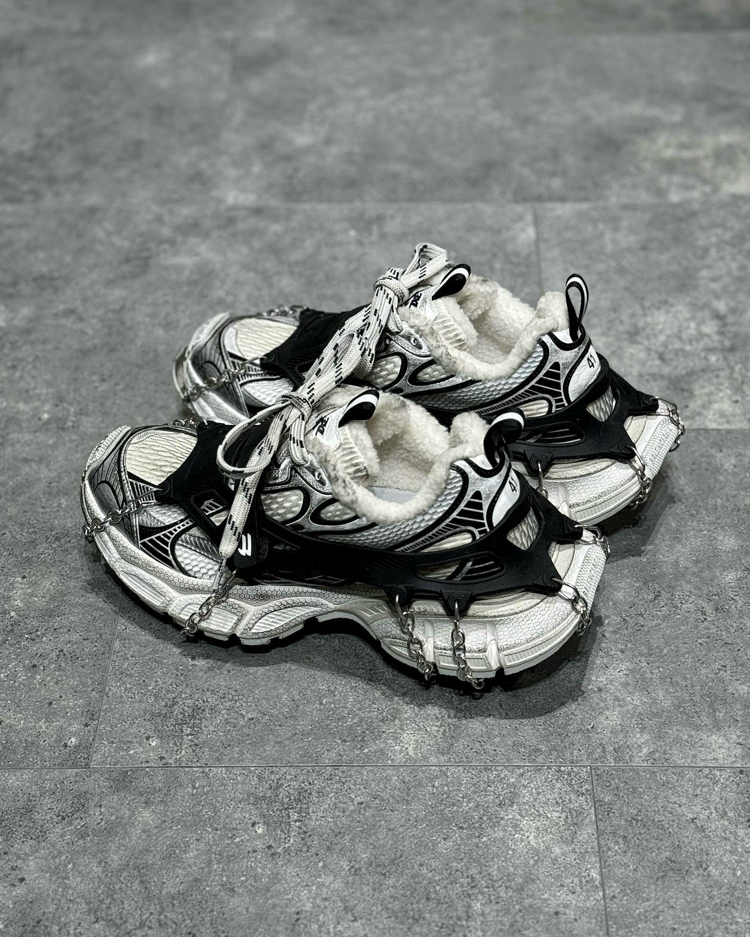 BLCG Sneakers
