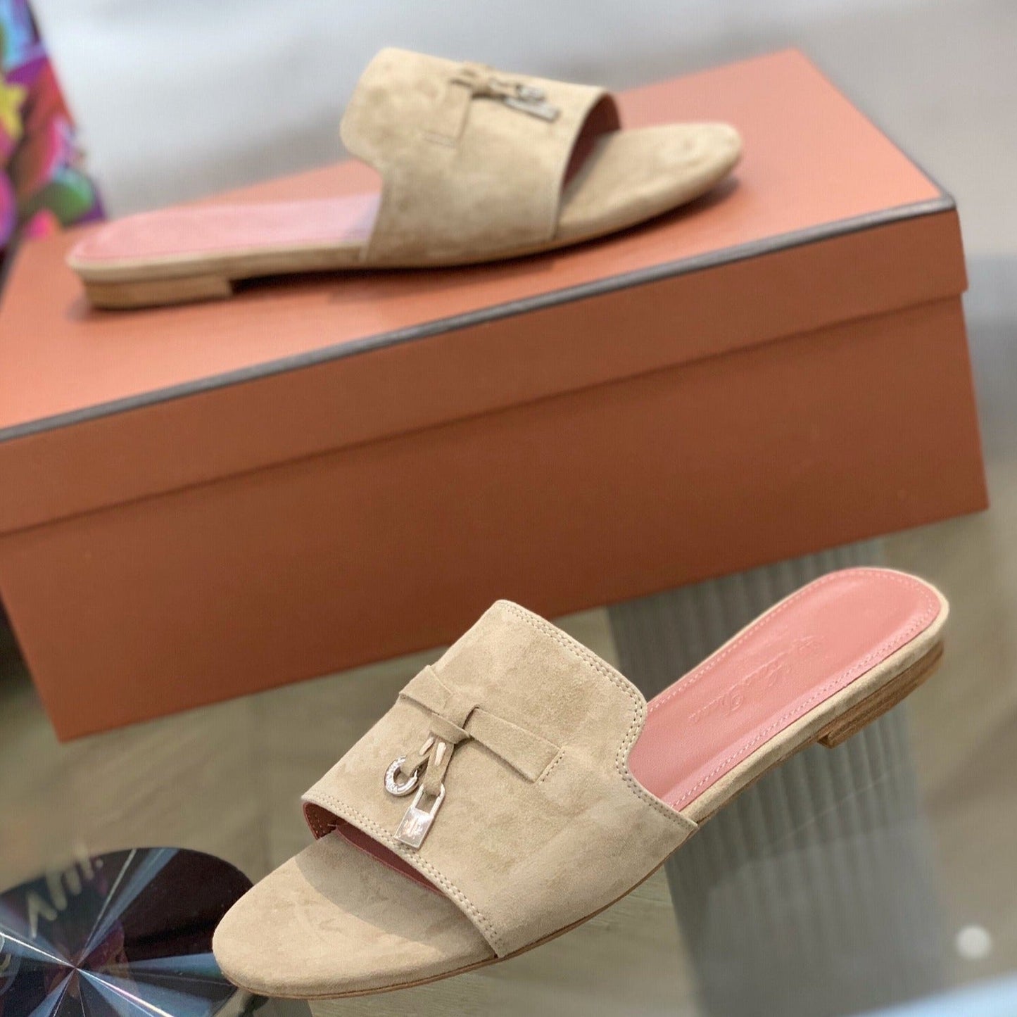 Summer Charms Sandals in Beige Suede Pink Lambskin