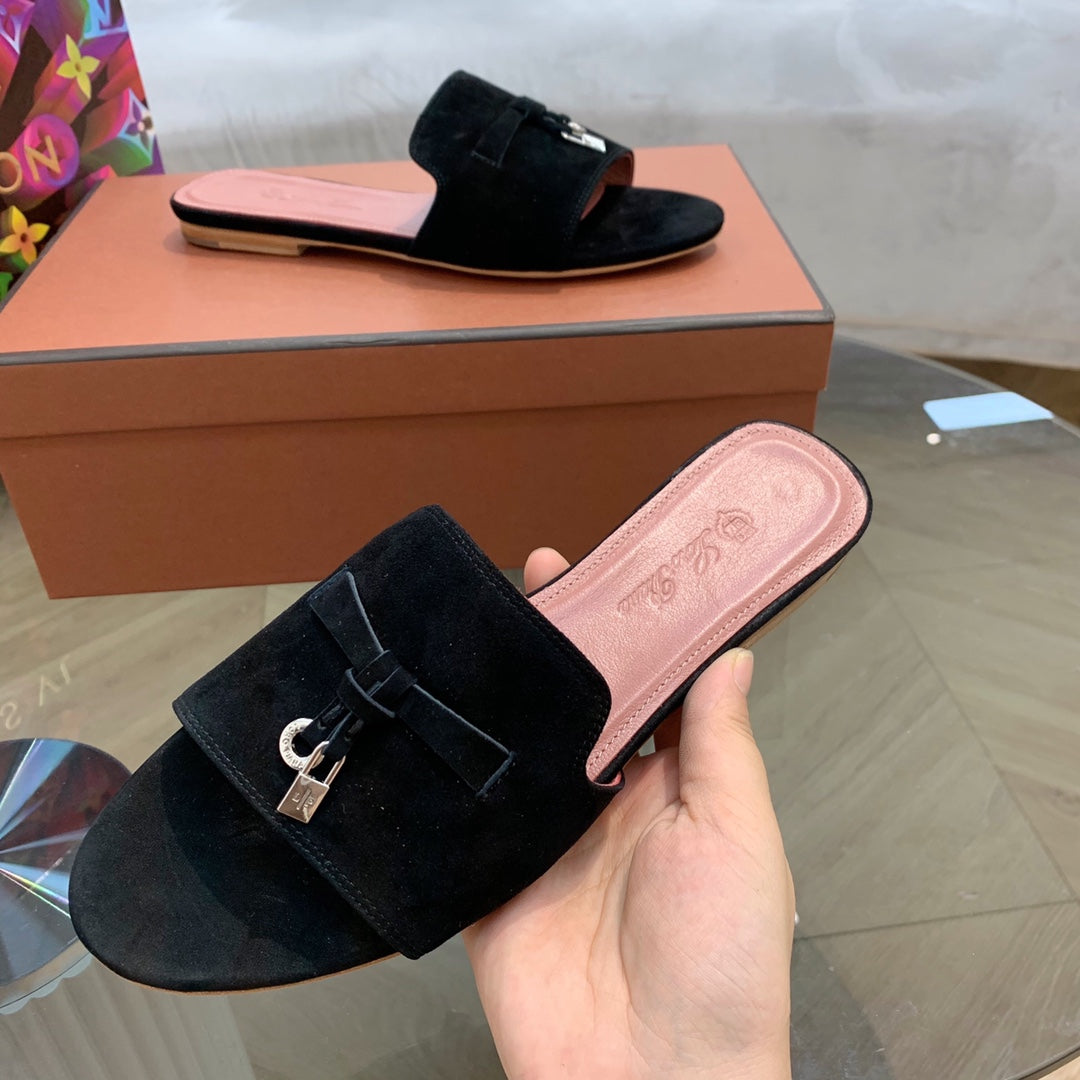 Summer Charms Sandals in Black Suede Pink Lambskin