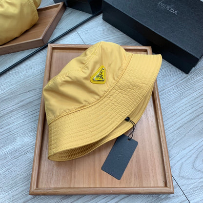 BUCKET HAT IN GOLDEN YELLOW RE-NYLON 234109