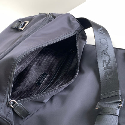 TRIANGLE LOGO CROSSBODY BAG 30 IN BLACK RE-NYLON