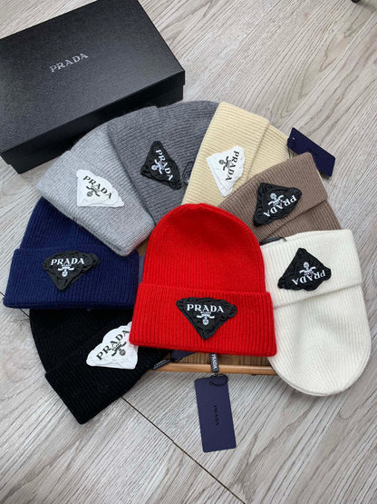 BEANIE HAT IN WHITE WOOL 431356