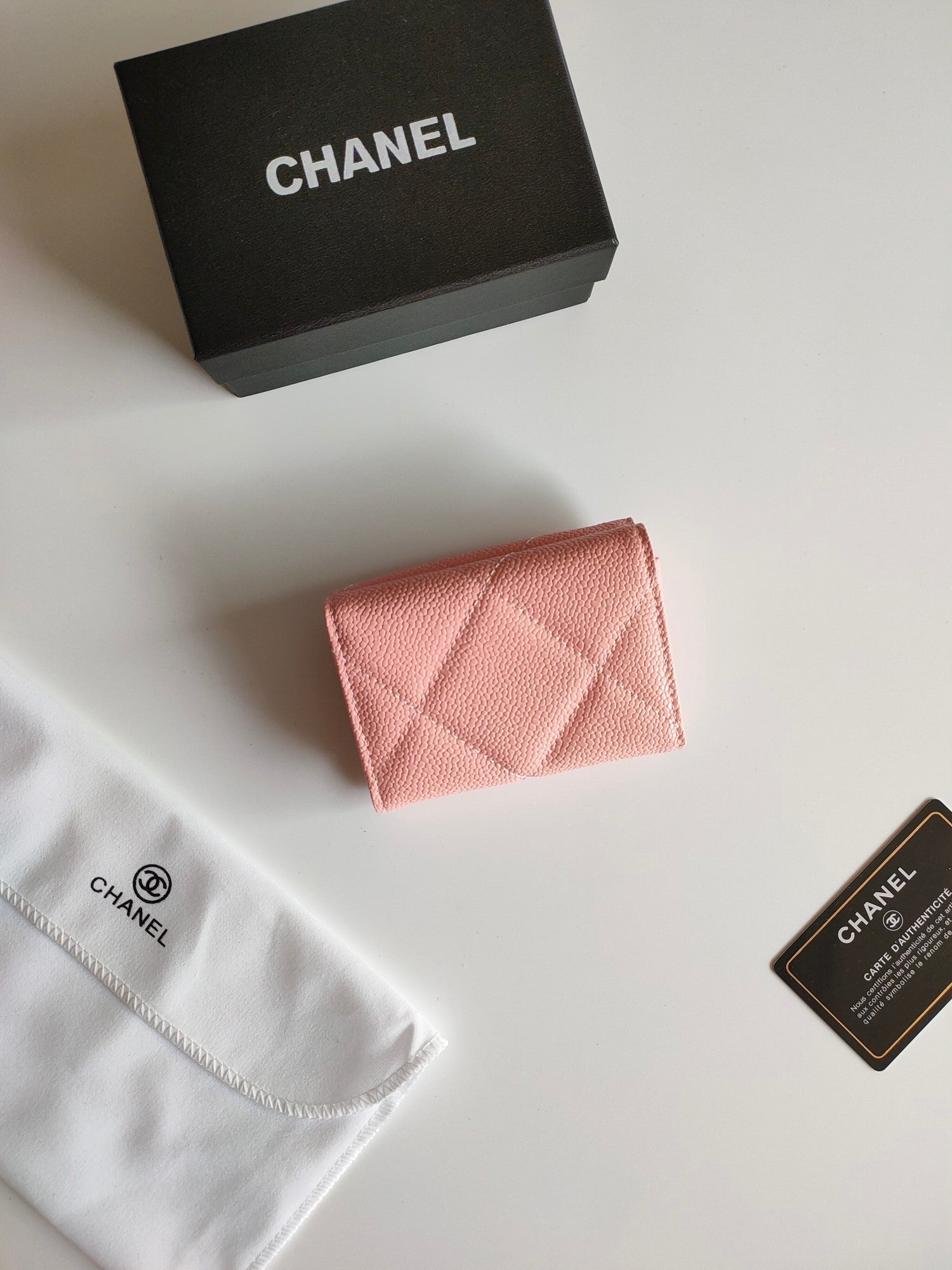 CC TRIFOLD PURSE 12 PEACH GRAINED CALFSKIN GOLD ICON