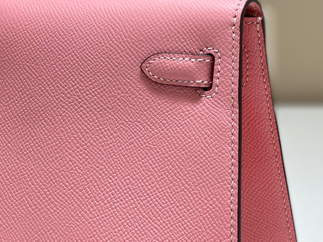 KELLY MINI 20 BAG IN ROUGE PINK CALFSKIN WITH GOLD HARDWARE