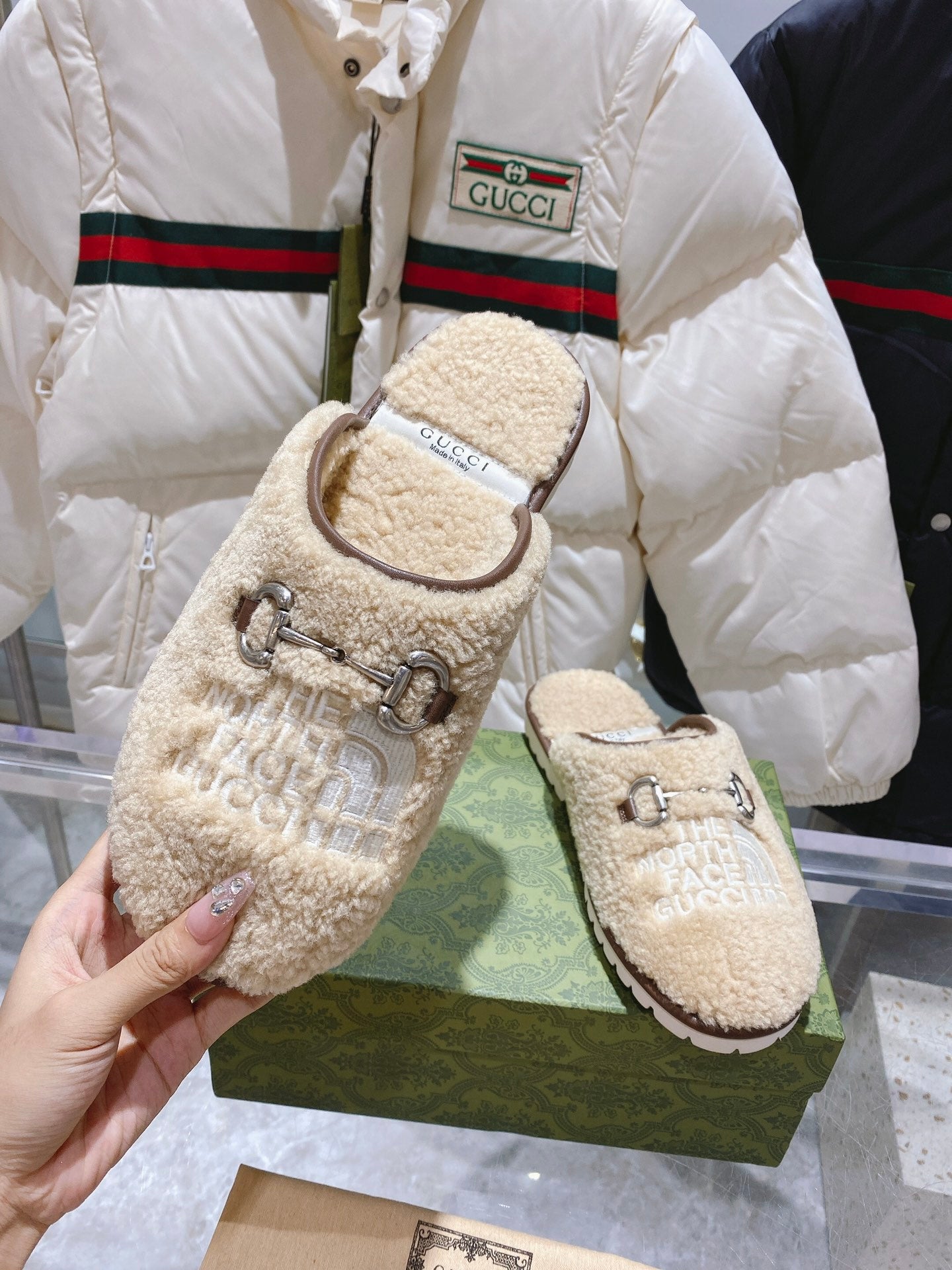 GGxTHE NORTH FACE HORSEBIT MULE IN BEIGE WOOL