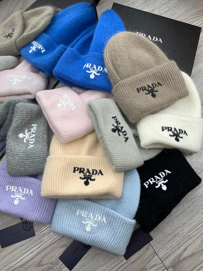 BEANIE HAT IN DOLPHIN GRAY WOOL 108750