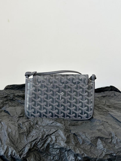 PLUMET POCKET WALLET 20 IN GREY BLACK GOYARDINE CANVAS AND LAMBSKIN TRIM