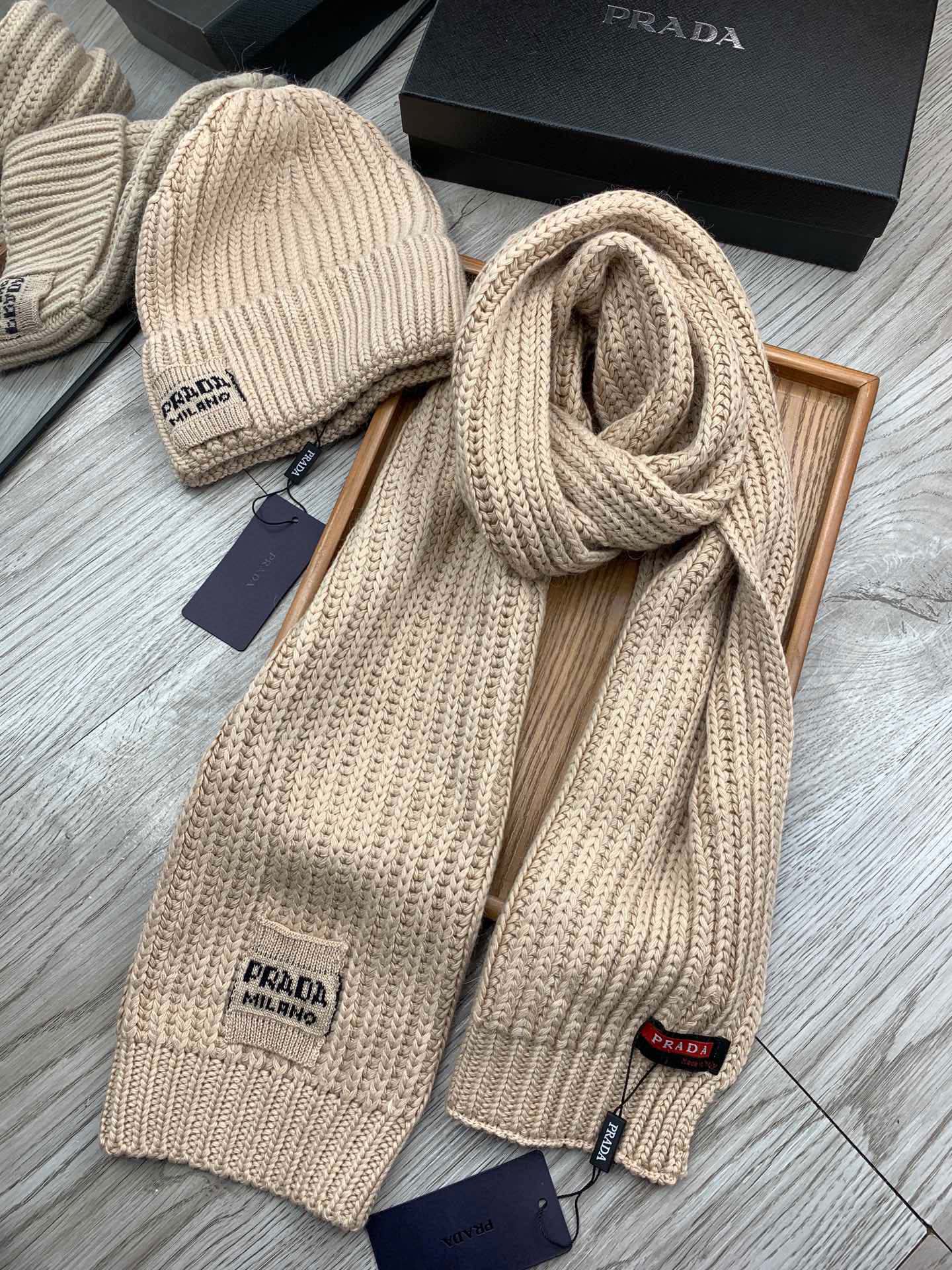 SET SCARF AND HAT IN SAND BROWN WOOL AND RABBIT FUR 388990