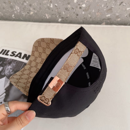 BAKER BOY CAP IN BLACK MIX CAMEL BROWN MONOGRAM JACQUARD FABRIC 136304