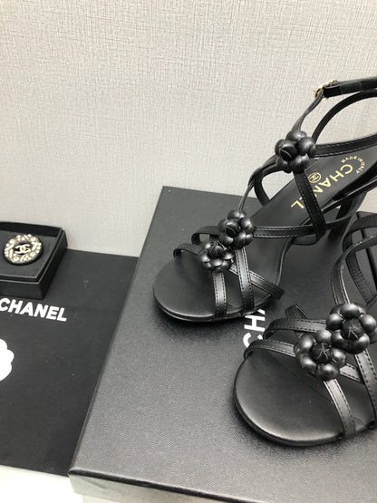 FLORAL HIGH HEEL SANDAL IN BLACK LAMBSKIN
