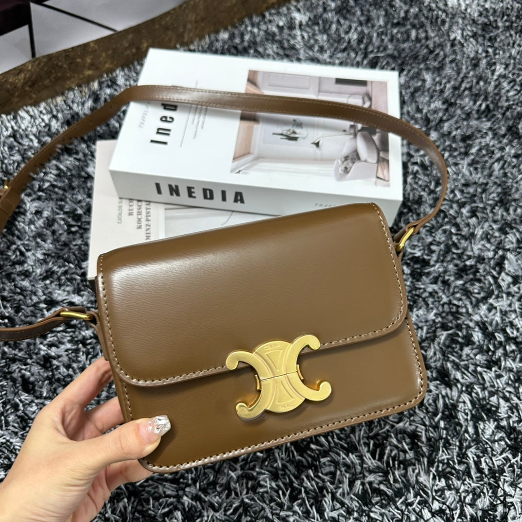 TRIOMPHE TEEN 18 CARAMEL BROWN COWHIDE LEATHER