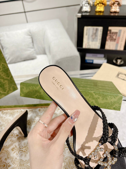 GG CRYSTAL MID - HEEL BLACK CALFSKIN