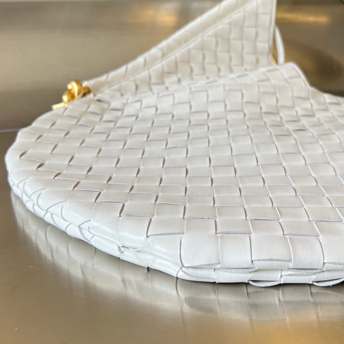 MEDIUM SOLSTICE 44 WHITE LAMBSKIN