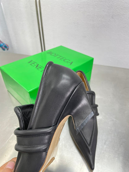 HIGH PUMP 35 MM IN BLACK CALFSKIN