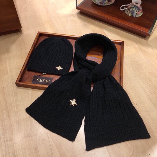 SET SCARF AND HAT IN BLACK WOOL 945021