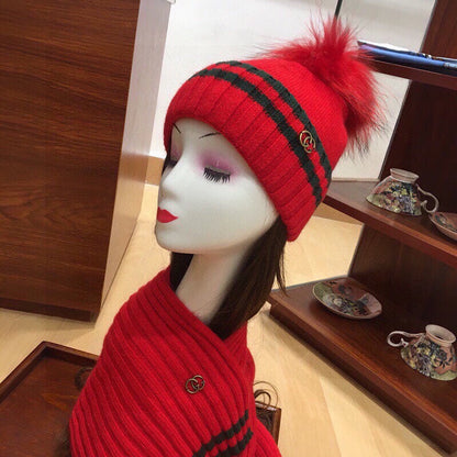 SET SCARF AND HAT IN CHERRY RED WOOL AND CASHMERE 945029