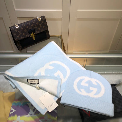 SET HAT AND SCARF IN LIGHT BLUE MIX WHITE CASHMERE 946330