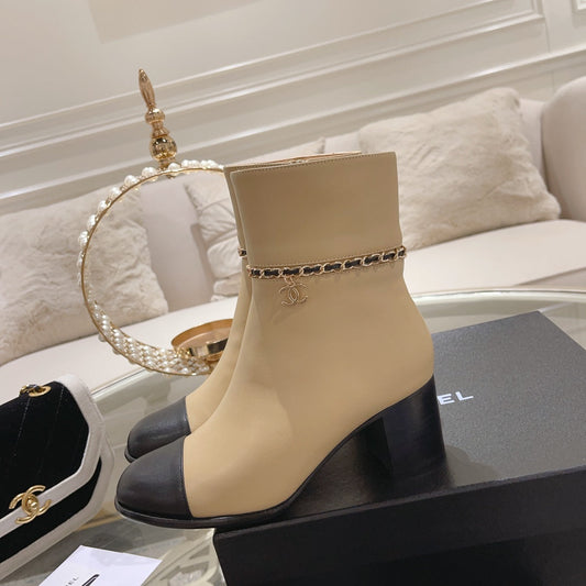 MID-HEEL ANKLE BOOTS IN TORTILLA BROWN SMOOTH CALFSKIN