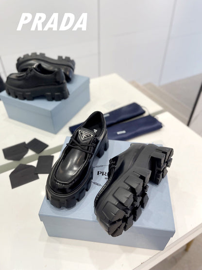 PRA MONOLITH LACE-UP LOAFERS BLACK CALFSKIN