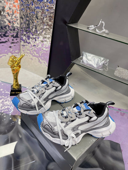 3XL SNEAKER IN WHITE GRAY BLUE MESH AND POLYURETHANE