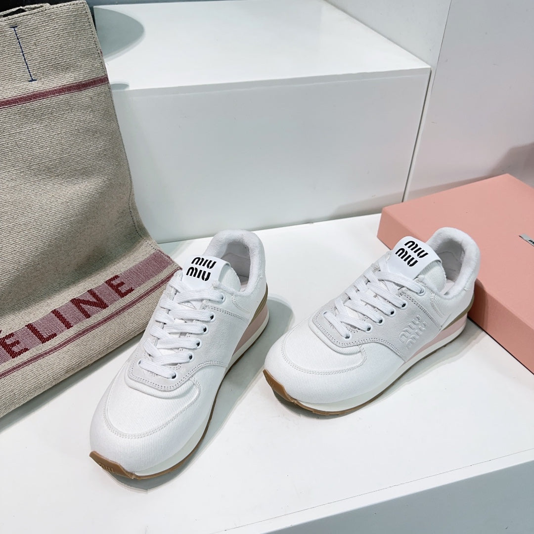 White And Light Gray Sneakers Canvas