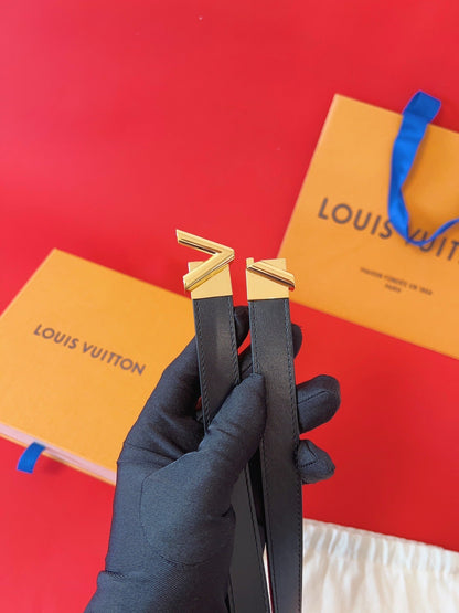 LV GO-14 20MM BELT IN BLACK CALFSKIN GOLD HARDWARE