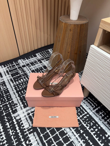 STRAP HIGH HEEL SANDALS IN CHOCOLATE SHINY LAMBSKIN