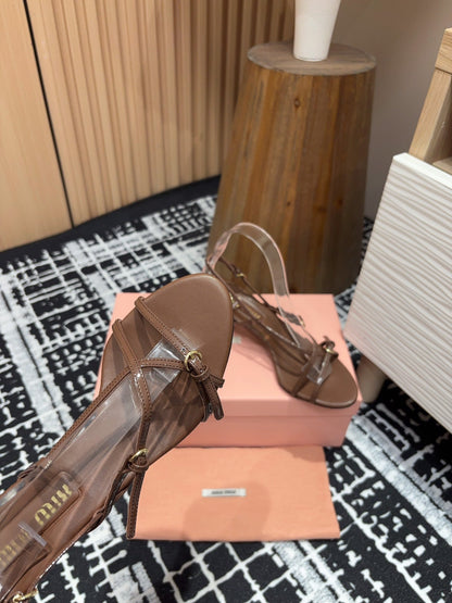 STRAP HIGH HEEL SANDALS IN CHOCOLATE SHINY LAMBSKIN