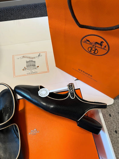 KLEO SLINGBACK IN BLACK CALFSKIN