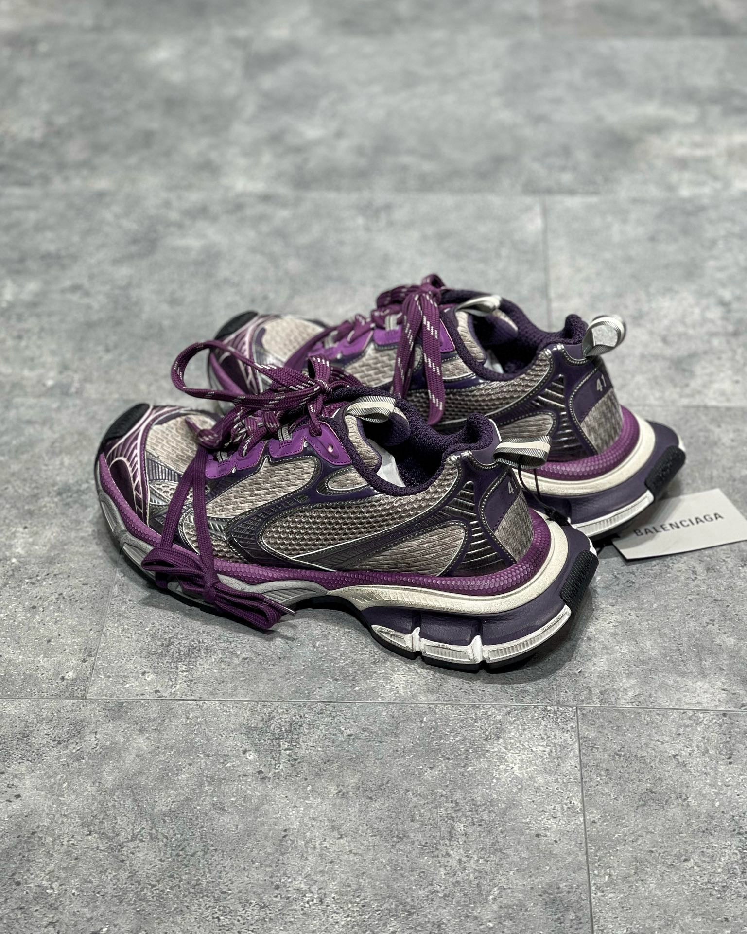 Sneakers & Shoes