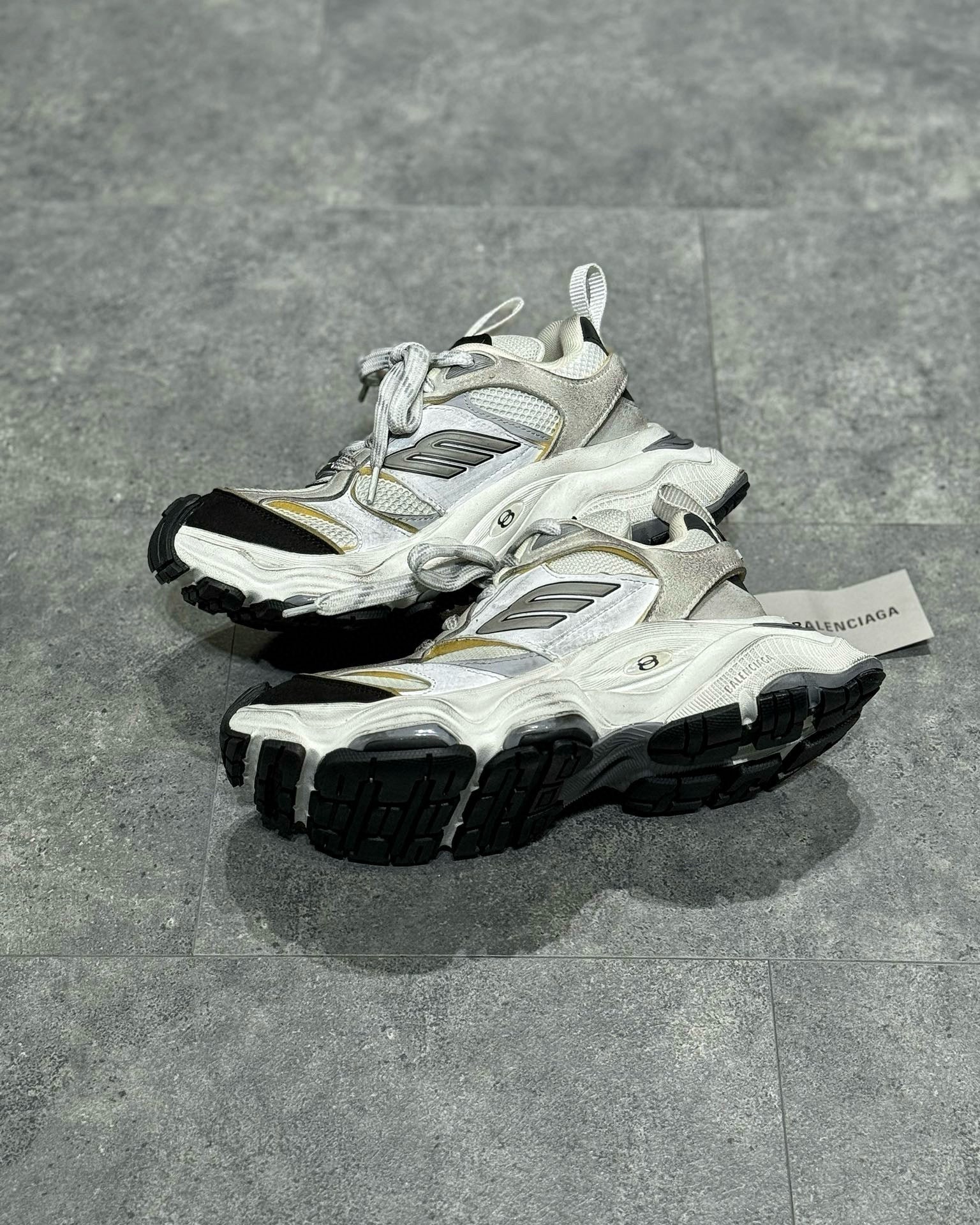 BLCG Sneakers