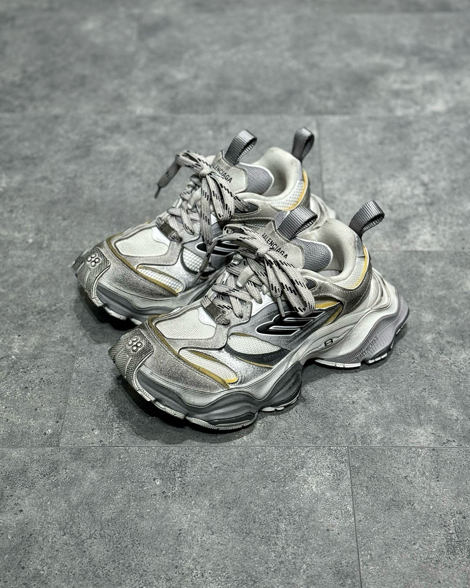 BLCG Sneakers