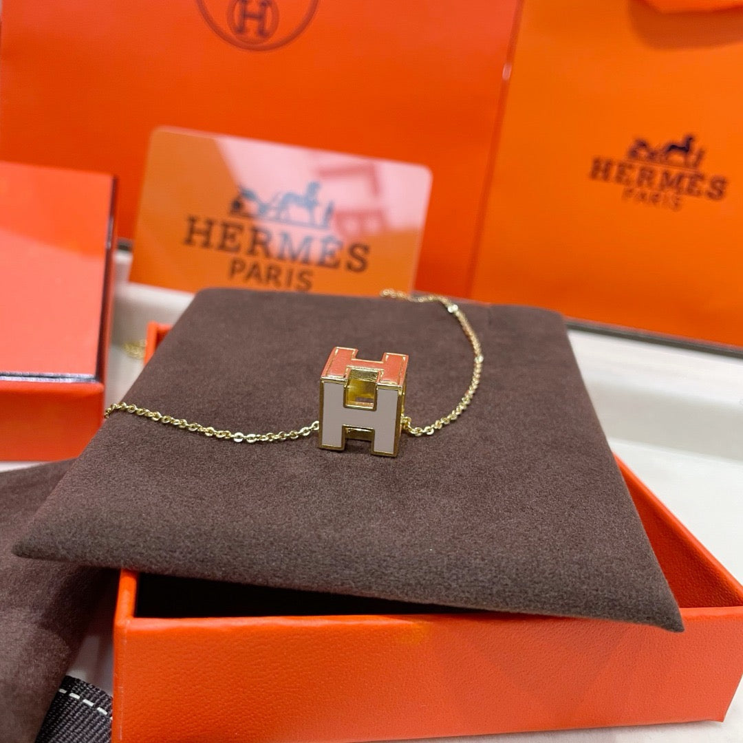 HERM Necklace