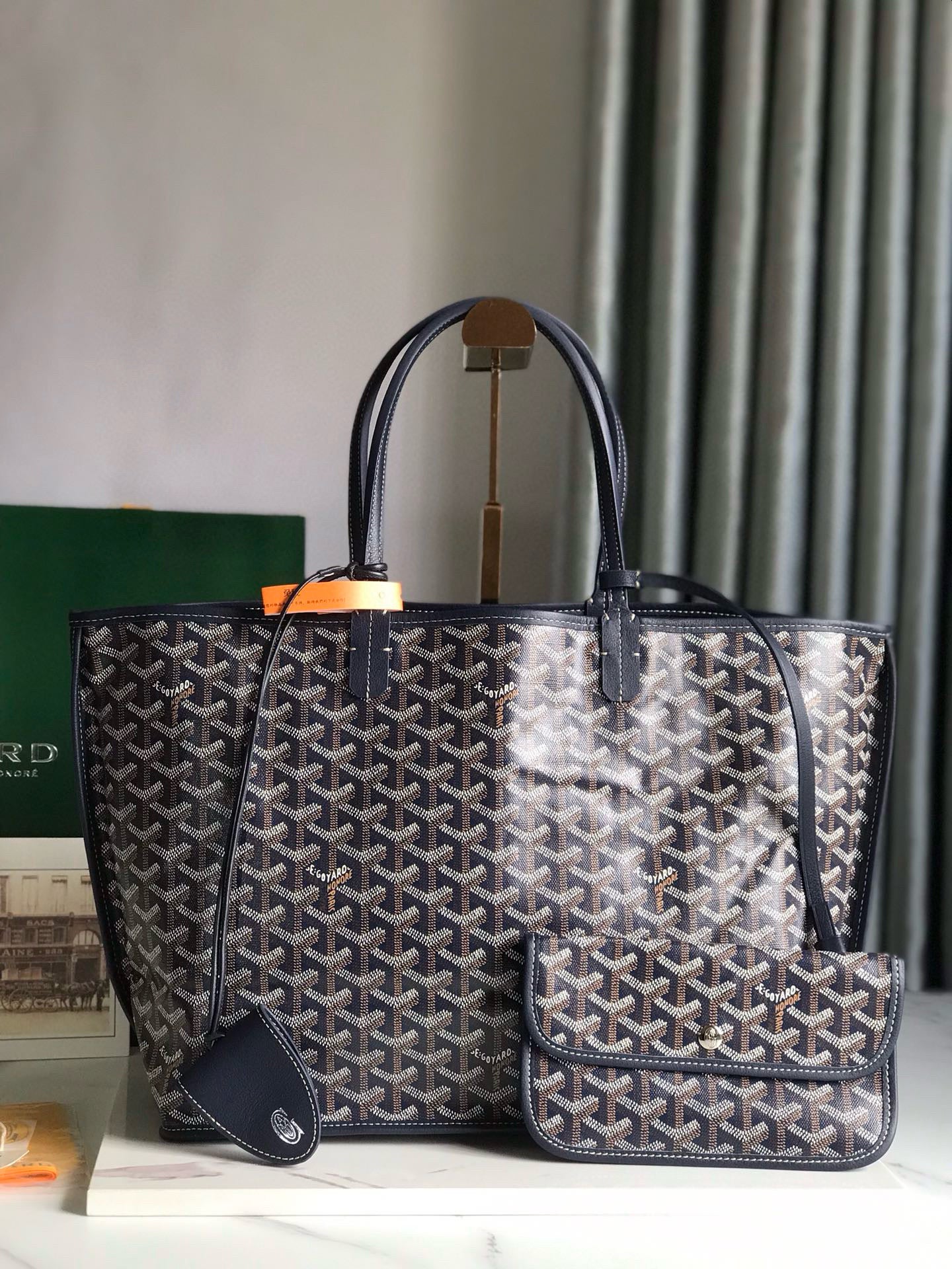 GOY REVERSIBLE ANJOU 34*28*15
