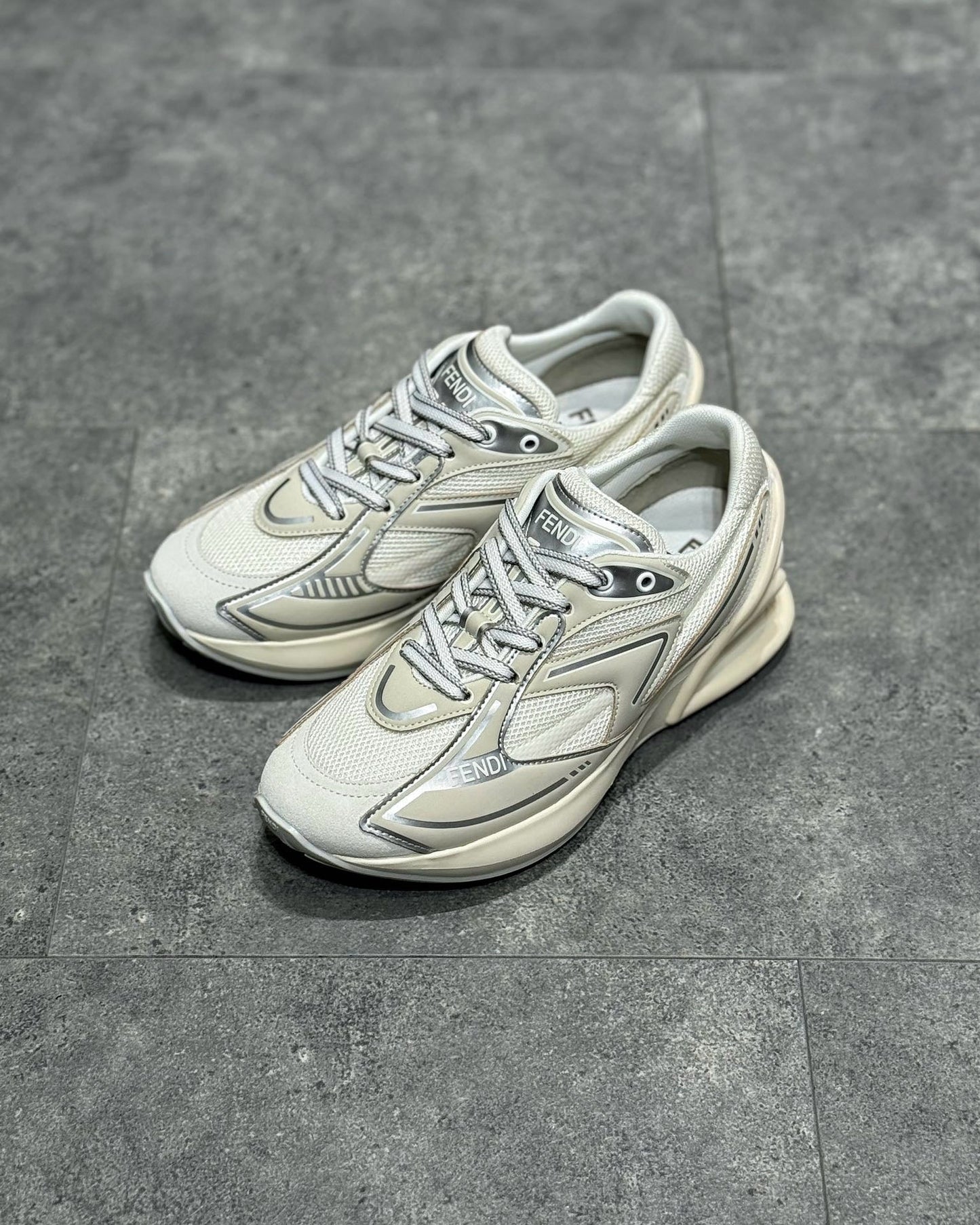 FEN Sneakers