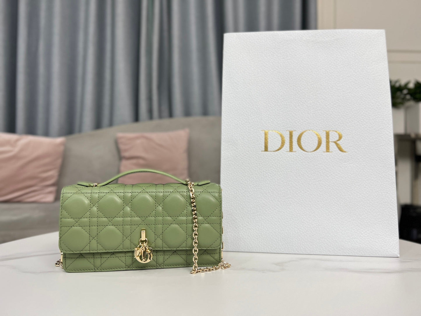 DIO Miss DIO Handbag (21cm)