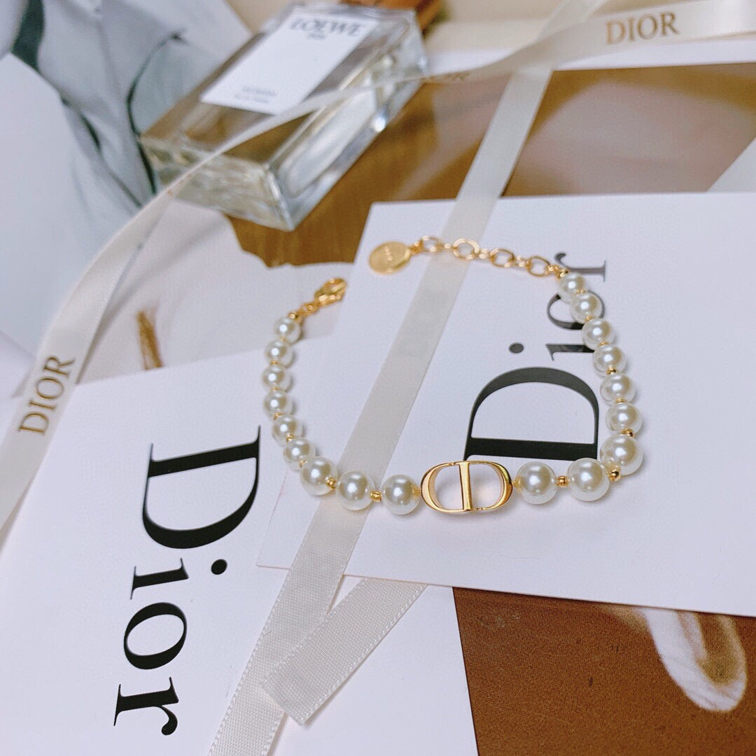 DIO Necklace