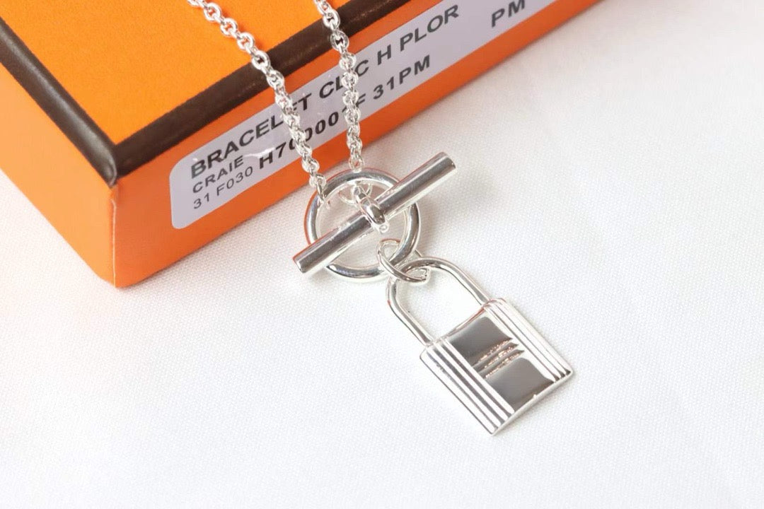 HERM Necklace