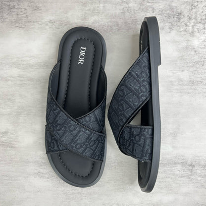 DIO Sandals