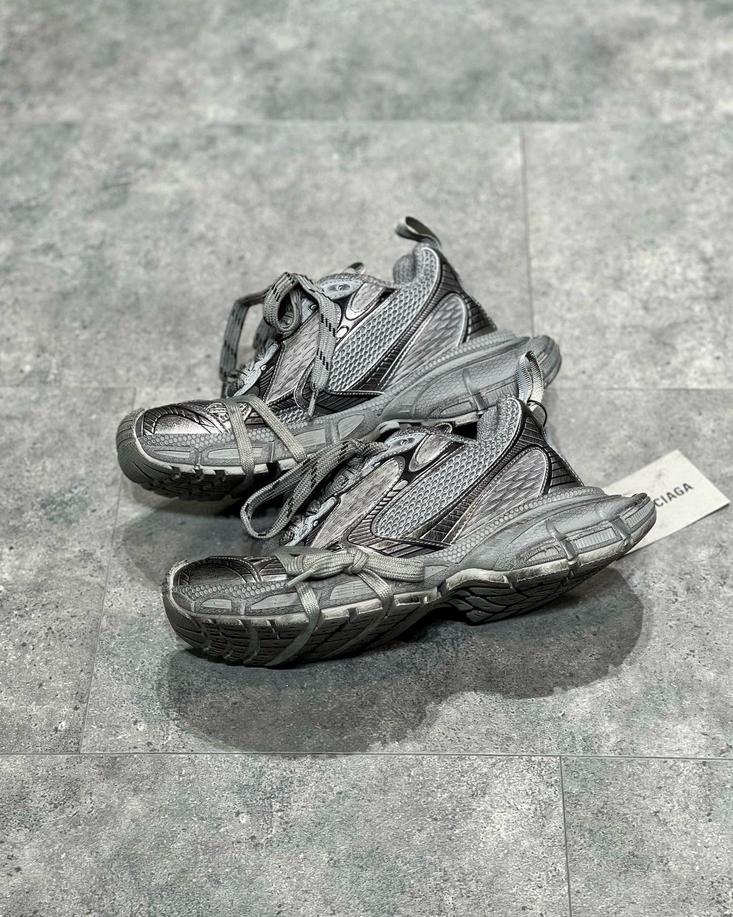 Sneakers & Shoes