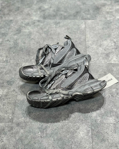 Sneakers & Shoes
