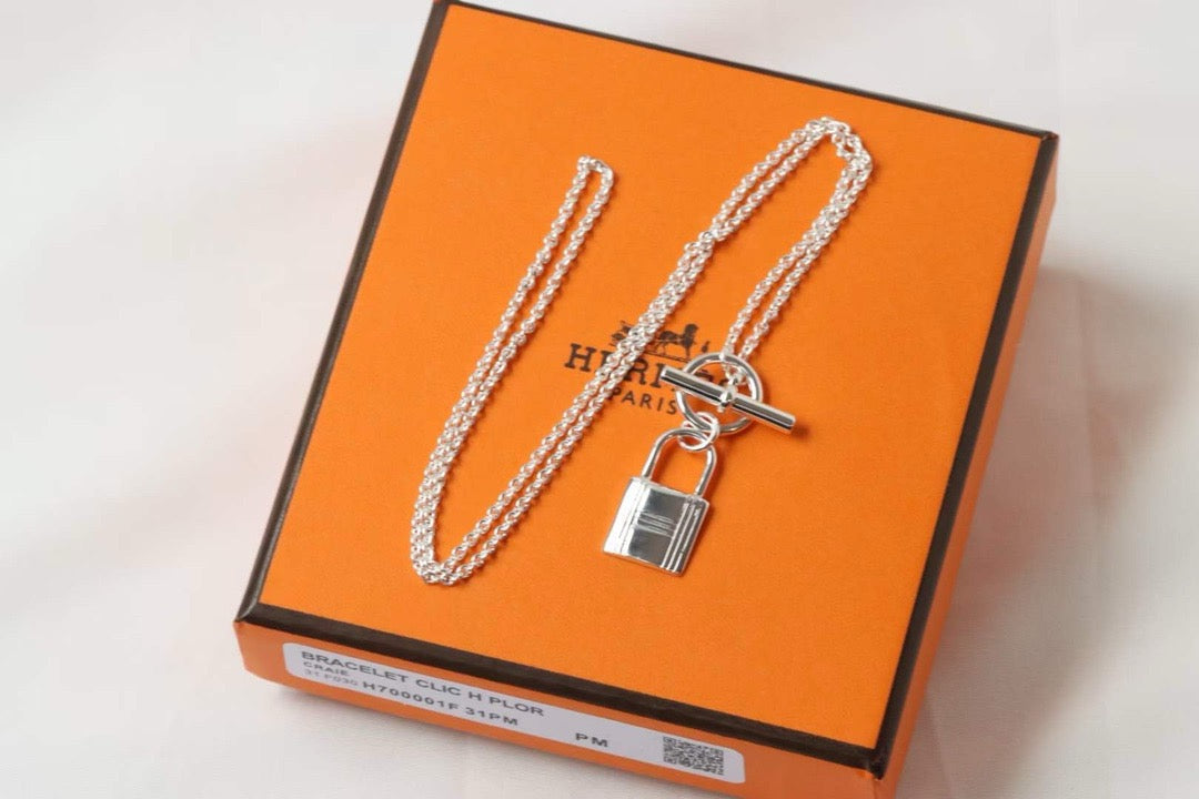HERM Necklace