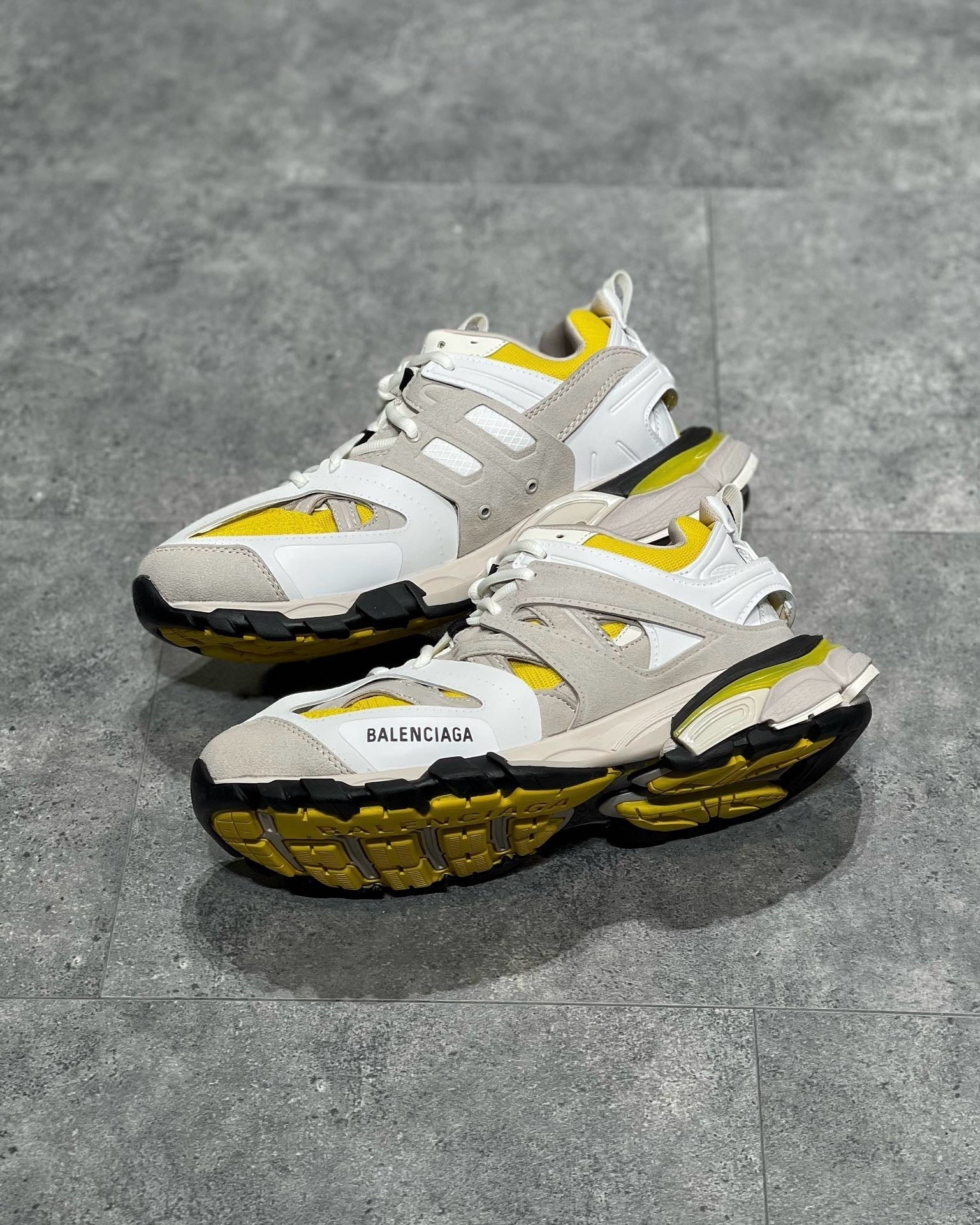 BLCG Sneakers